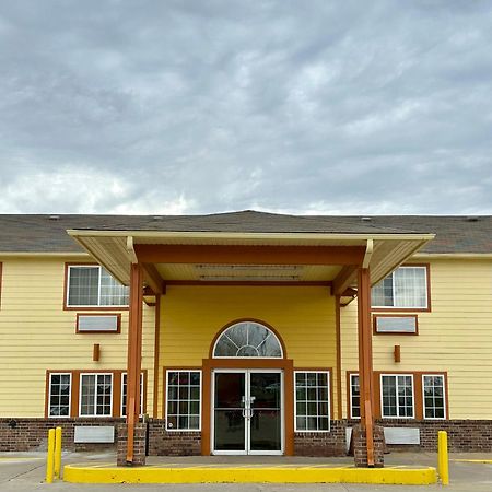Super 8 By Wyndham Platte City Kansas City Area Exterior foto
