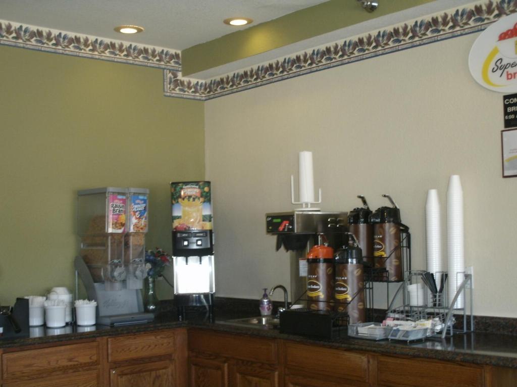 Super 8 By Wyndham Platte City Kansas City Area Exterior foto